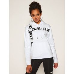Bluza Calvin Klein Jeans J20J214215. Białe bluzy damskie Calvin Klein Jeans, m, bez wzorów, z jeansu, bez rękawów, bez kaptura. Za 449,00 zł.