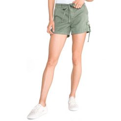 SuperDry Szorty Zielony. Zielone szorty damskie Superdry, xs, bez wzorów, z bawełny, vintage. Za 262,95 zł.