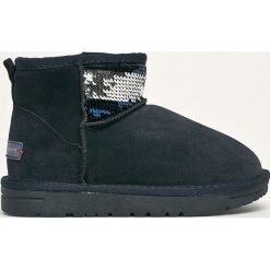 Tommy Hilfiger - Śniegowce dziecięce. Niebieskie śniegowce dziewczęce TOMMY HILFIGER, bez zapięcia. W wyprzedaży za 299,90 zł.