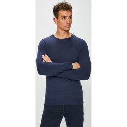 Wrangler - Sweter. Czarne swetry klasyczne męskie Wrangler, l, z bawełny, z okrągłym kołnierzem. Za 199,90 zł.