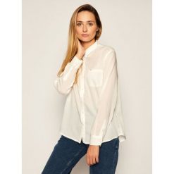 Koszula Lee One Pocket L45TGFRR. Białe koszule męskie Lee, m, bez wzorów, casualowe, bez kołnierzyka, bez rękawów. Za 219,00 zł.