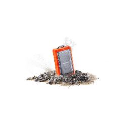 Ładowarka przenośna OnPower 710 10050mAh + LED. Szare plecaki męskie FORCLAZ, bez wzorów. Za 149,99 zł.