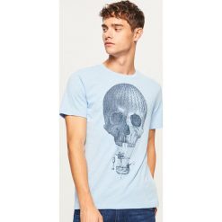 T-shirt z nadrukiem - Niebieski. Niebieskie t-shirty męskie z nadrukiem Reserved, l. Za 29,99 zł.