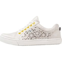 Zebra Schuhe TRENTO Tenisówki i Trampki silber. Szare trampki chłopięce marki Zebra Schuhe, z motywem zwierzęcym, z materiału. Za 319,00 zł.
