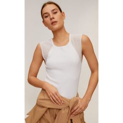 Mango - T-shirt Film. Bluzki damskie Mango, s, bez wzorów, z wiskozy, casualowe, z okrągłym kołnierzem. Za 89,90 zł.