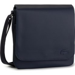 Saszetka LACOSTE - Flap Crossover Bag NH2341HC Peacoat 021. Niebieskie torby męskie skórzane Lacoste, bez wzorów, ze skóry ekologicznej, młodzieżowe. W wyprzedaży za 379,00 zł.