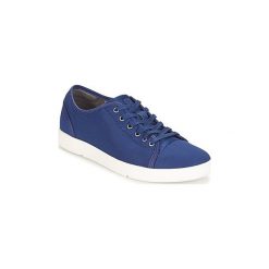 Buty Clarks Lander Cap. Niebieskie trampki męskie Clarks, bez wzorów, bez zapięcia. Za 319,20 zł.
