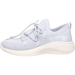Sneakersy "FlyRoam Go" w kolorze błękitnym. Trampki i tenisówki damskie Timberland. W wyprzedaży za 322,95 zł.
