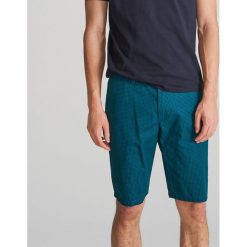 Wzorzyste szorty - Turkusowy. Niebieskie spodenki i szorty męskie Reserved, m, bez wzorów. Za 49,99 zł.