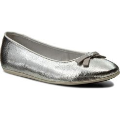 Baleriny TOMMY HILFIGER - Dana 17Z FG0FG00076 Silver 019. Szare baleriny dziewczęce TOMMY HILFIGER, z materiału, na płaskiej podeszwie. W wyprzedaży za 179,00 zł.