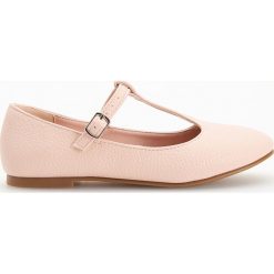 Baleriny z paskiem - Różowy. Różowe baleriny damskie Reserved, bez wzorów, bez obcasa. Za 49,99 zł.
