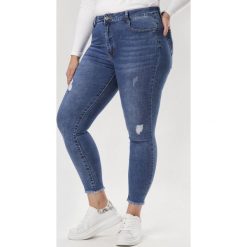 Niebieskie Jeansy Slim Ocedenah. Niebieskie jeansy damskie Born2be. Za 99,99 zł.