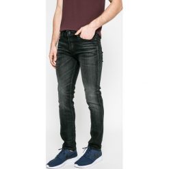 Jack & Jones - Jeansy. Czarne jeansy męskie regular Jack & Jones, z bawełny. W wyprzedaży za 199,90 zł.