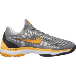 Nike Buty Do Tenisa Zoom Cage 3 Clay Cool Grey Laser Orange-Black-White 43. Białe buty sportowe męskie marki Nike, na fitness i siłownię. Za 575,00 zł.