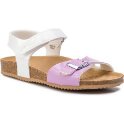 Sandały GEOX - J N.S.Aloha G. D J921CD 000HH C0761 S White/Lilac. Różowe sandały dziewczęce Geox, ze skóry ekologicznej, bez zapięcia. W wyprzedaży za 159,00 zł.