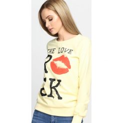 Bluzy damskie: Żółta Bluza Kiss Back