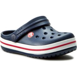 Klapki CROCS - Crocband Kids 10998 Navy. Niebieskie sandały chłopięce marki Crocs, z tworzywa sztucznego, bez zapięcia. W wyprzedaży za 119,00 zł.