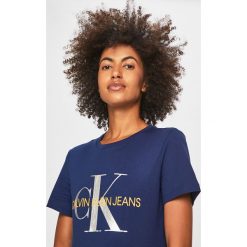 Calvin Klein Jeans - T-shirt. Białe bluzki damskie Calvin Klein Jeans, s, z nadrukiem, z bawełny, z okrągłym kołnierzem. Za 219,90 zł.