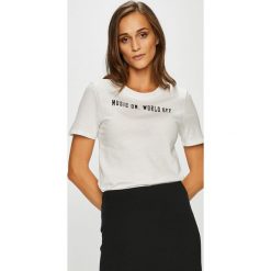 Only - Top Ava. Szare topy damskie ONLY, l, z nadrukiem, z bawełny, z okrągłym kołnierzem. W wyprzedaży za 29,90 zł.