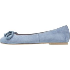 Pretty Ballerinas Baleriny jeans. Niebieskie baleriny damskie lakierowane Pretty Ballerinas, z jeansu. Za 549,00 zł.
