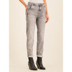 Jeansy Relaxed Fit Pepe Jeans Hazel PL203385. Szare jeansy damskie Pepe Jeans. W wyprzedaży za 219,00 zł.