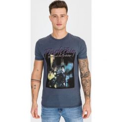 Jack & Jones Brayden Koszulka Niebieski. Niebieskie podkoszulki męskie Jack & Jones, m, z nadrukiem, z bawełny, bez kołnierzyka, z krótkim rękawem, krótkie. Za 109,95 zł.