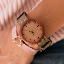 Drewniany zegarek damski classic 38 mm n072. Pomarańczowe zegarki damskie Pakamera. Za 374,00 zł.