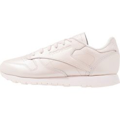 Trampki damskie slip on: Reebok Classic CLASSIC Tenisówki i Trampki pale pink