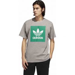 MĘSKA KOSZULKA ADIDAS ORIGINALS SOLID BB (M). Brązowe koszulki męskie Adidas, m, bez wzorów, z bawełny, klasyczne, z okrągłym kołnierzem, bez rękawów. W wyprzedaży za 109,99 zł.