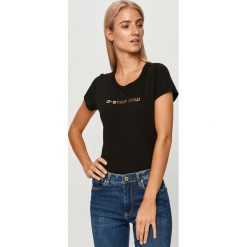G-Star Raw - T-shirt. Czarne bluzki damskie G-Star RAW, s, z nadrukiem, z bawełny, retro, z okrągłym kołnierzem, z krótkim rękawem. Za 139,90 zł.
