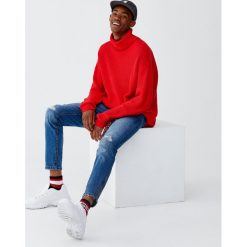 Jeansy carrot fit z suwakami. Szare jeansy męskie marki Pull&Bear, m, bez wzorów. Za 139,00 zł.