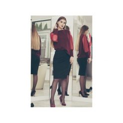 Bluzeczka Szyk Bordo. Czerwone bluzki damskie 3 for u, s, bez wzorów, bez kołnierzyka, bez rękawów. Za 149,00 zł.