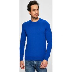 Calvin Klein Jeans - Sweter. Niebieskie swetry męskie Calvin Klein Jeans, s, bez wzorów, z elastanu, z okrągłym kołnierzem, bez kaptura. W wyprzedaży za 279,90 zł.
