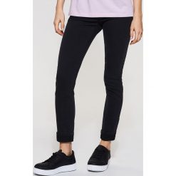 Spodnie damskie: Jeansy high waist skinny - Czarny