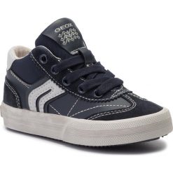Sneakersy GEOX - J Alonisso B. C J742CC 0FU22 C0661 M Navy/Grey. Niebieskie trampki chłopięce Geox, bez wzorów, z zamszu, bez zapięcia. W wyprzedaży za 139,00 zł.