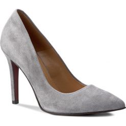Szpilki SOLO FEMME - 34201-87-E37/000-04-00 Szary. Szare szpilki Solo Femme, bez wzorów, ze skóry, bez obcasa, na obcasie, bez zapięcia. W wyprzedaży za 219,00 zł.