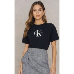 Calvin Klein T-shirt Teco True Icon - Black. Czarne t-shirty damskie Calvin Klein, z nadrukiem, z bawełny. Za 202,95 zł.