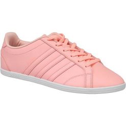Adidas Vs Coneo Qt W b74554 37 1/3 Różowe. Różowe buty sportowe damskie marki Adidas, bez wzorów, ze skóry, sportowe. W wyprzedaży za 179,99 zł.