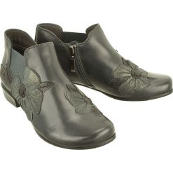 PIAZZA 961731-9 pepper/asphalt/schwarz, botki damskie. Botki damskie Piazza, ze skóry, bez obcasa, na obcasie, na zamek. Za 429,90 zł.