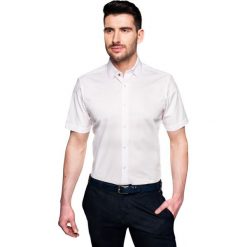 Koszula bexley 2363 krótki rękaw custom fit róż. Różowe koszule męskie Recman, m, bez wzorów, bez kołnierzyka, z krótkim rękawem. Za 89,99 zł.