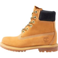 Timberland 6IN PREMIUM Botki sznurowane wheat. Żółte śniegowce damskie Timberland, ze skóry, na sznurówki. Za 929,00 zł.