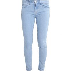 Levi's® LEVI`S LINE 8 MID SKINNY Jeans Skinny Fit l8 light stonewash. Niebieskie jeansy damskie marki Levi's®, z bawełny. W wyprzedaży za 209,30 zł.