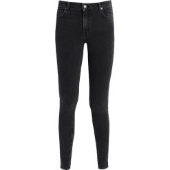 Circle of Trust BODI GUN Jeans Skinny Fit black wash. Czarne rurki damskie marki Circle of Trust, z elastanu. Za 339,00 zł.