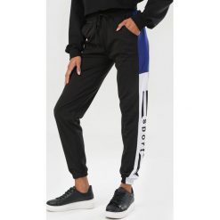 Czarno-Niebieskie Spodnie Mezesha. Czarne spodnie damskie Born2be, s, z dresówki. Za 79,99 zł.