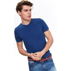 T-shirt z lamówkami dopasowany. Niebieskie t-shirty męskie Top Secret, xl, bez wzorów, z dzianiny, z dekoltem w serek, krótkie. Za 49,99 zł.