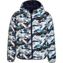 Timberland Kurtka zimowa blue. Niebieskie kurtki męskie marki Timberland, na zimę, z materiału. W wyprzedaży za 535,20 zł.