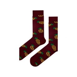 Skarpety bordowe w ananasy. Czerwone skarpetki męskie Em men's accessories, z bawełny. Za 29,99 zł.