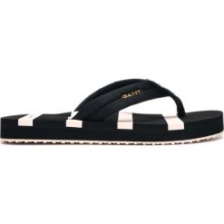 Gant Lemonbeach Japonki Czarny. Czarne klapki damskie GANT, w paski, z materiału, bez obcasa. Za 175,95 zł.