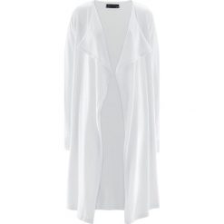 Sweter bez zapięcia bonprix biały. Białe swetry damskie bonprix, bez wzorów, bez rękawów, bez kaptura. Za 109,99 zł.