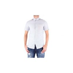Koszule z krótkim rękawem Fred Perry M3538. Szare koszule męskie Fred Perry, xl, bez wzorów, bez kołnierzyka, z krótkim rękawem. Za 586,72 zł.